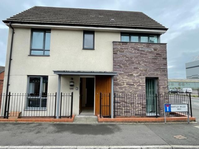 Holiday Home In Cardiff. Sleeps 6 Εξωτερικό φωτογραφία
