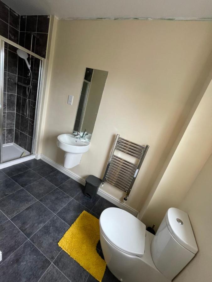 Holiday Home In Cardiff. Sleeps 6 Εξωτερικό φωτογραφία