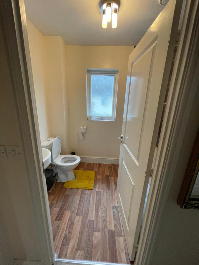 Holiday Home In Cardiff. Sleeps 6 Εξωτερικό φωτογραφία