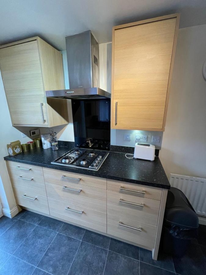 Holiday Home In Cardiff. Sleeps 6 Εξωτερικό φωτογραφία