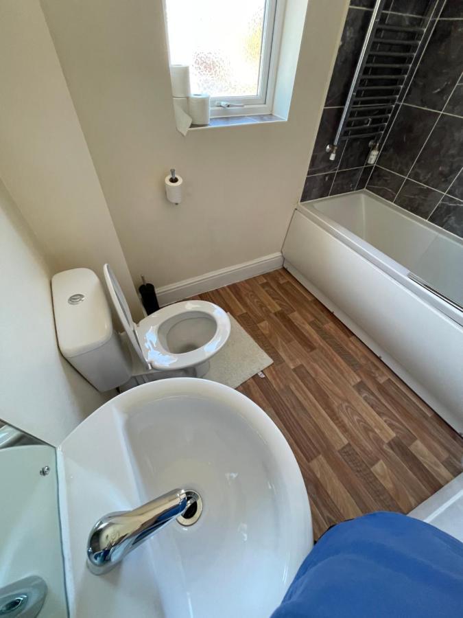 Holiday Home In Cardiff. Sleeps 6 Εξωτερικό φωτογραφία