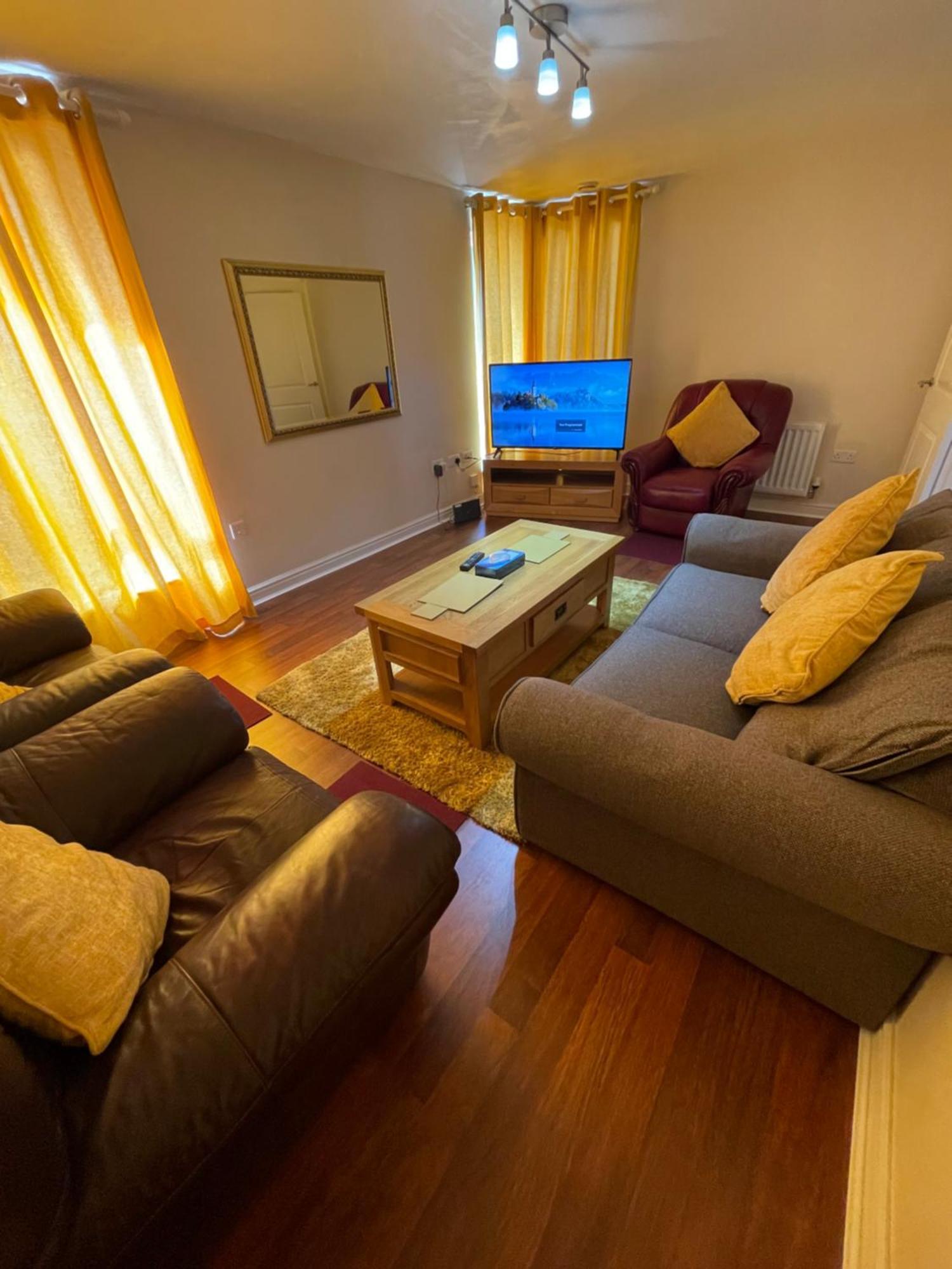 Holiday Home In Cardiff. Sleeps 6 Εξωτερικό φωτογραφία